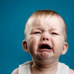 bebe llorando