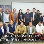 Foto-grupal-desayuno-ecommerce-capece