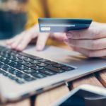 Compras en línea mediante tarjetas de crédito registran tendencia a la baja en relación a días de cuarentena compras online peru cuarentena