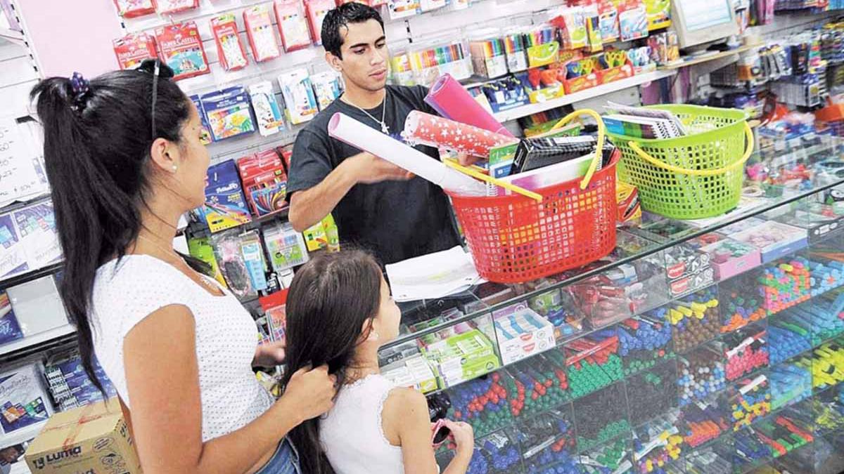 Campañas escolares en Perú Se proyecta aumento de 20% en los despachos durante marzo