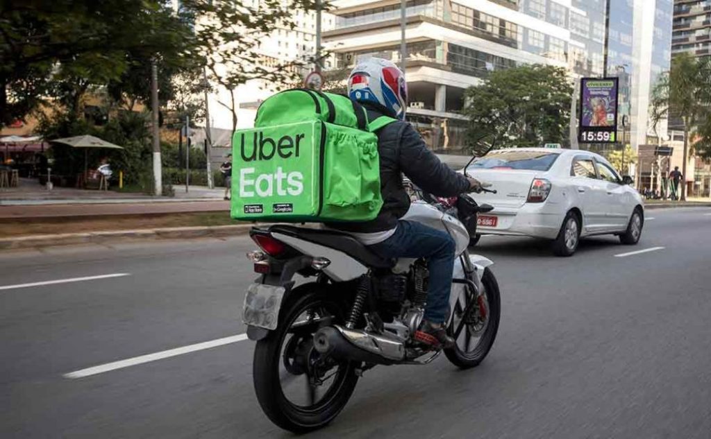 Uber aumentará el precio de entregas a domicilios por el aumento de la gasolina