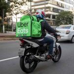 Uber aumentará el precio de entregas a domicilios por el aumento de la gasolina Uber aumentará el precio de entregas a domicilios por el aumento de la gasolina
