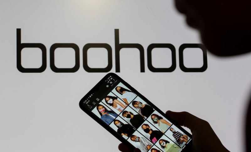 Boohoo comenzará también a cobrar por las devoluciones