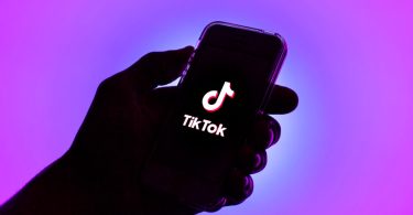 TikTok lanza un generador de IA de texto a imagen