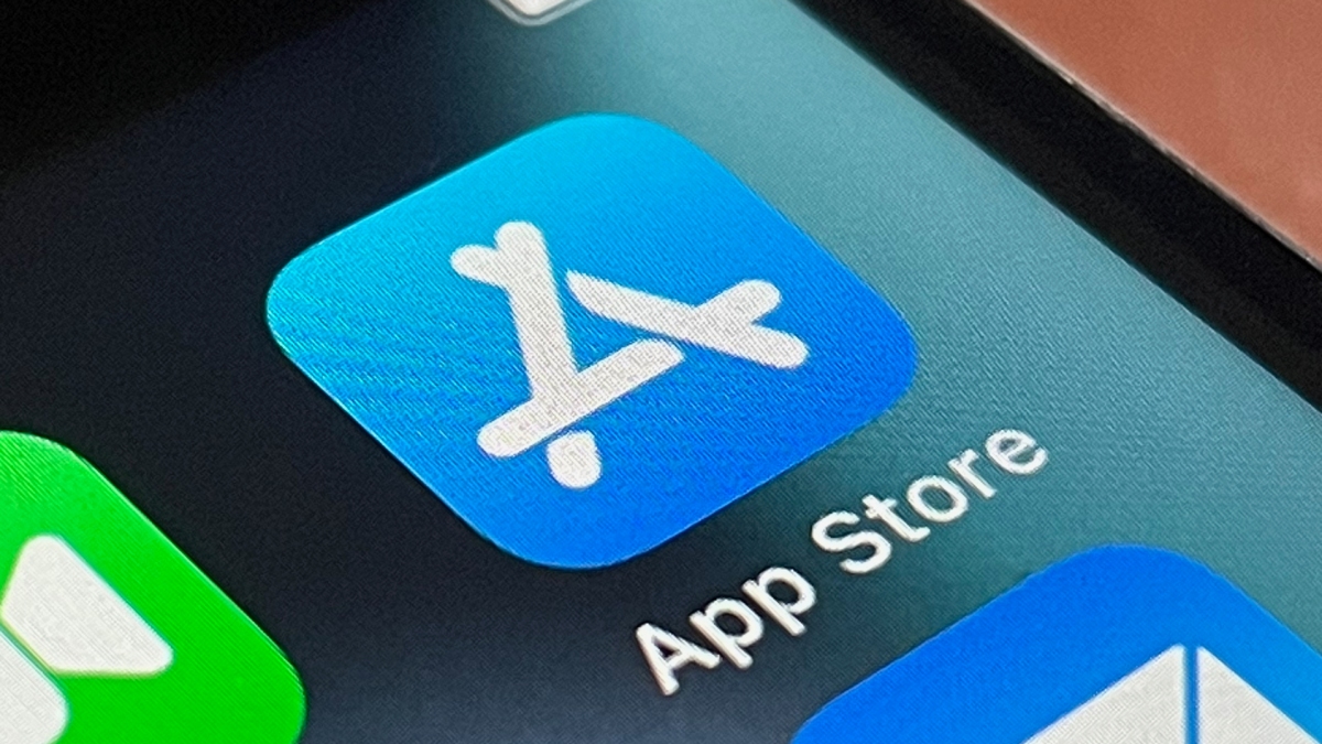 Apple por fin podría abrir iOS a apps de terceras tiendas