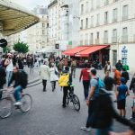 Gobierno francés busca eliminar la ilegalidad de las “dark stores”