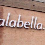 Falabella celebrará feria para comercializar ropa de segunda mano