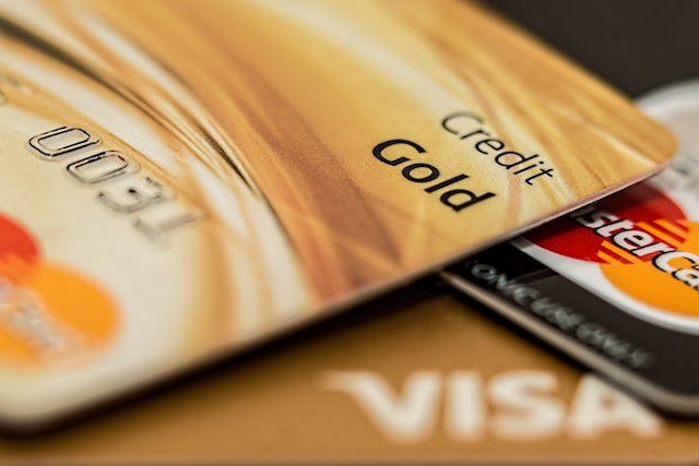 cómo vender tarjetas de crédito