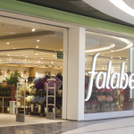 Falabella inició venta de sus centros comerciales en Perú para mejorar la eficiencia en operaciones