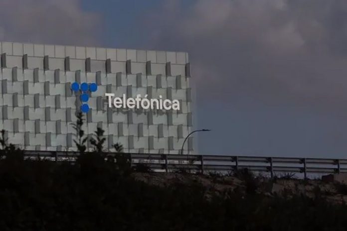 telefo