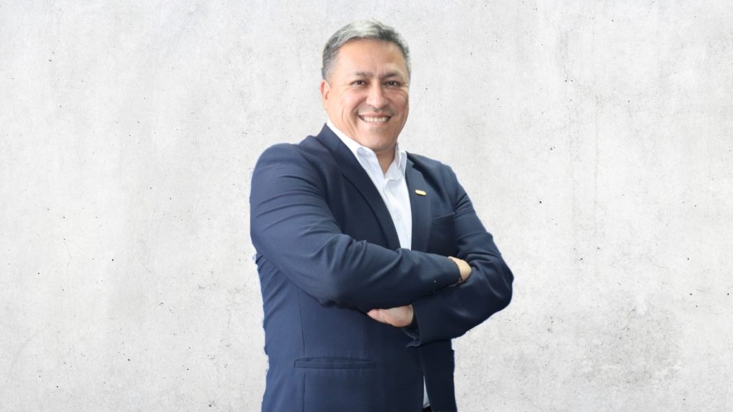 Alexander Infantes Pomar – Gerente General de Serpost